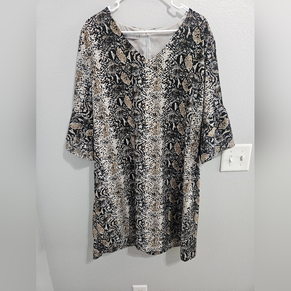 Womens Snakeskin Print Bell Sleeve Dress Size XXL